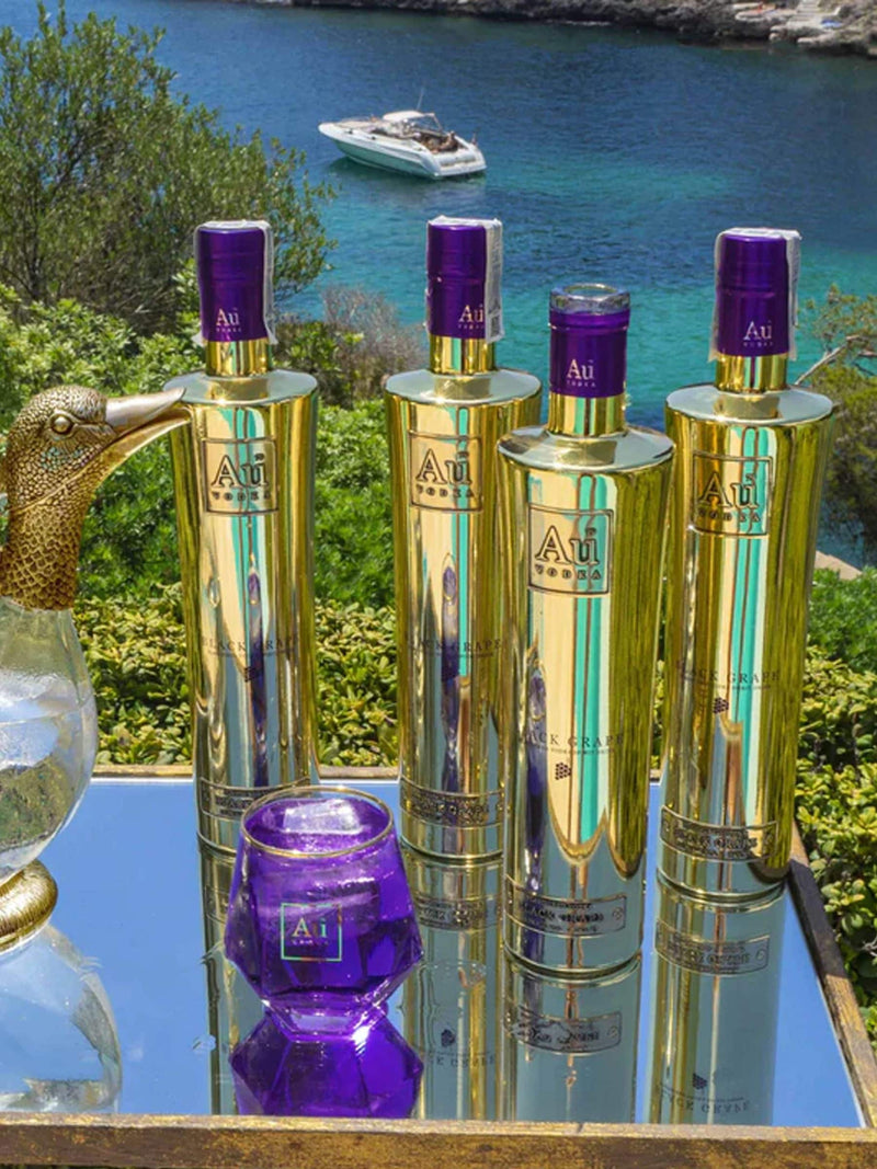 DrinksTime Au Vodka Black Grape 70cl - British product