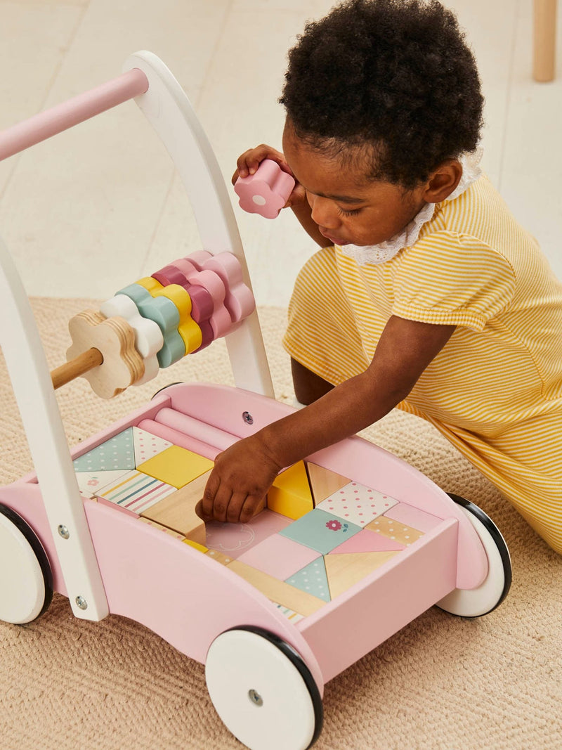 JoJo Maman Bébé pinker Holz-Lauflernwagen mit bunten Bausteinen, UK-Version