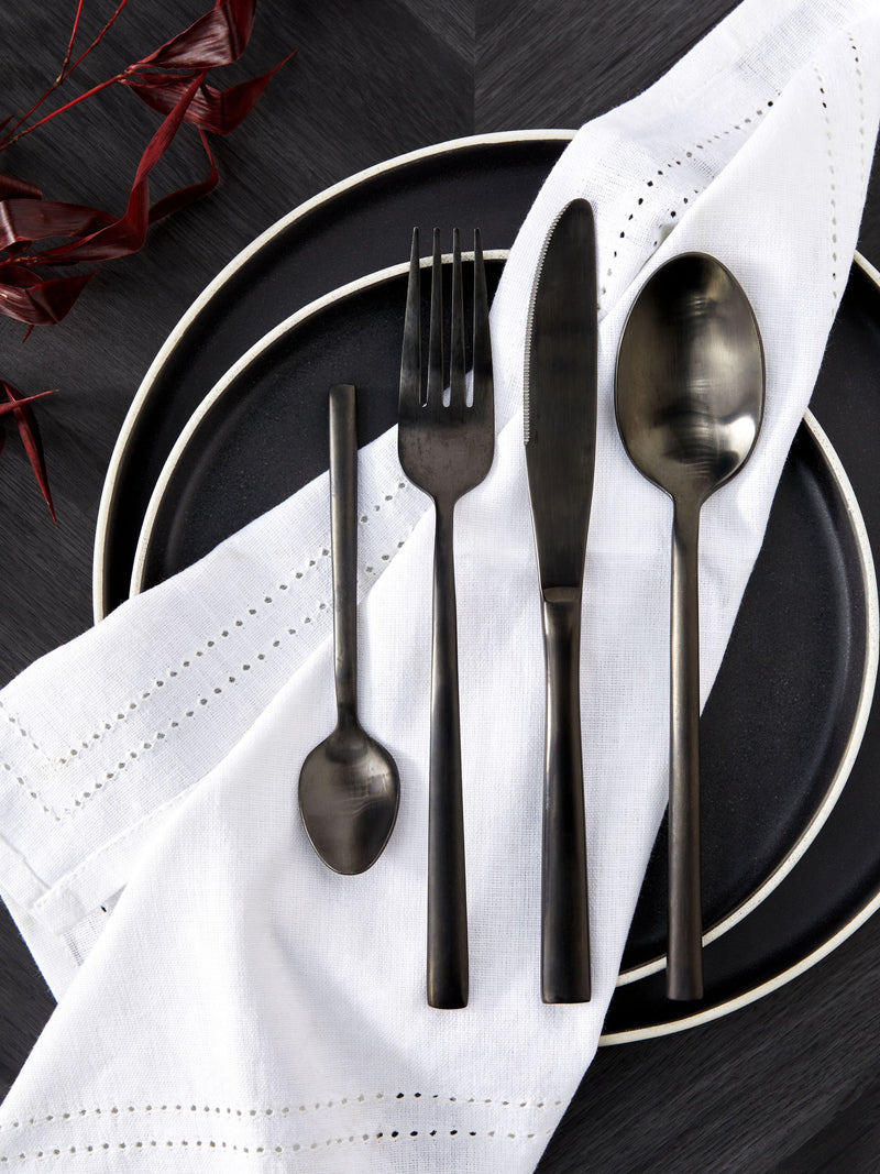 Kensington black cutlery set 16 piece - British product
