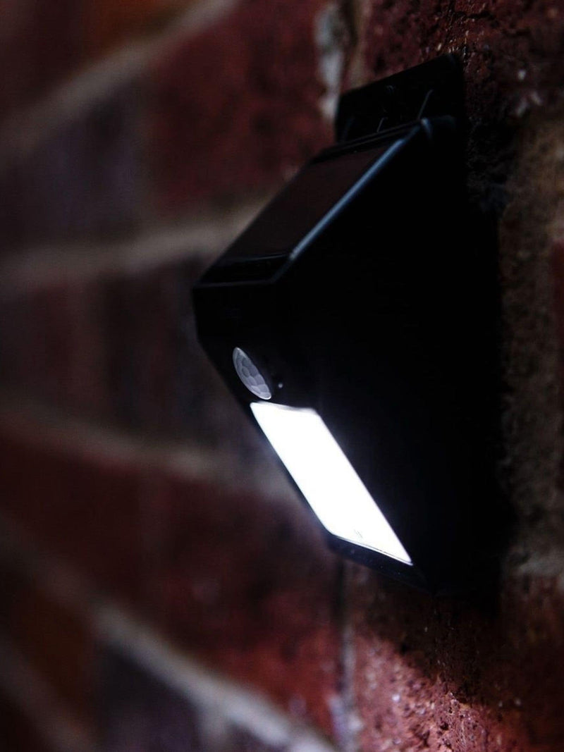 SolarCentre Wedge XT solar outdoor wall light black - British product
