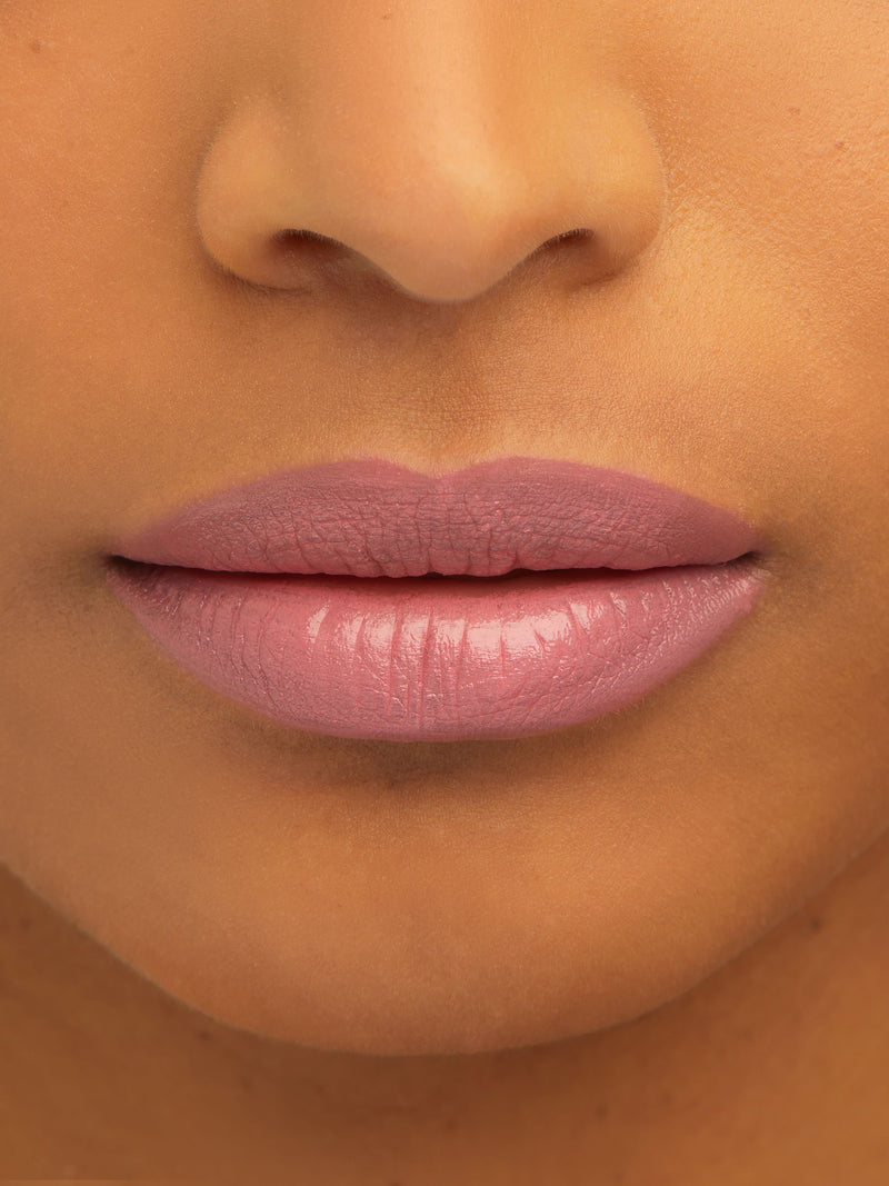 Set of 4 luxe lip crayons in assorted shades (British brand)