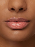 Set of 4 nude lip crayons with complementary shades (British brand)