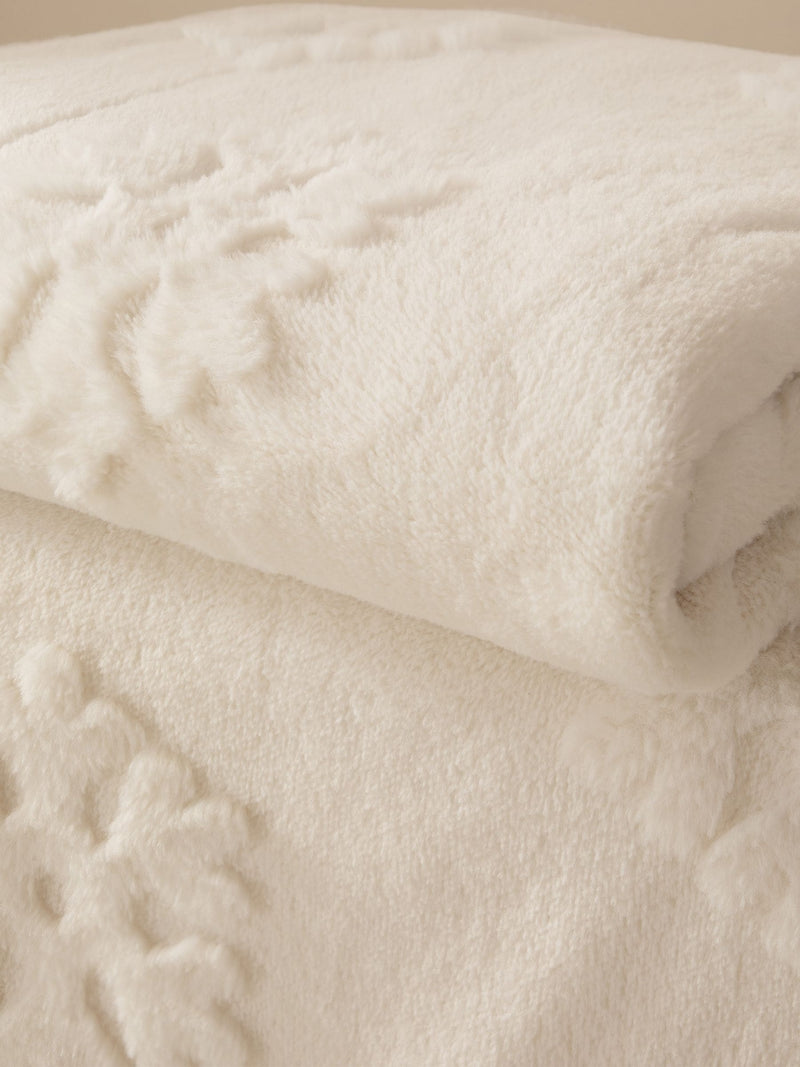 Furn Snow White faux fur throw 200x150cm, UK version