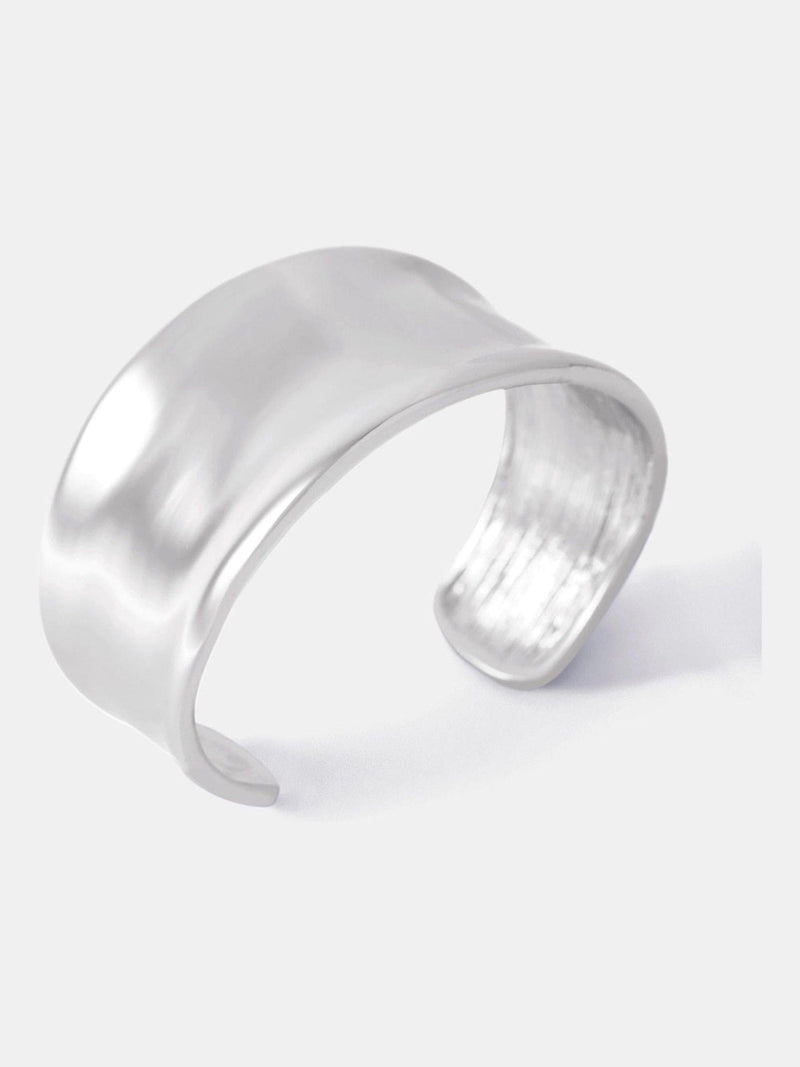 Silberfarbenes, klobiges Manschettenarmband