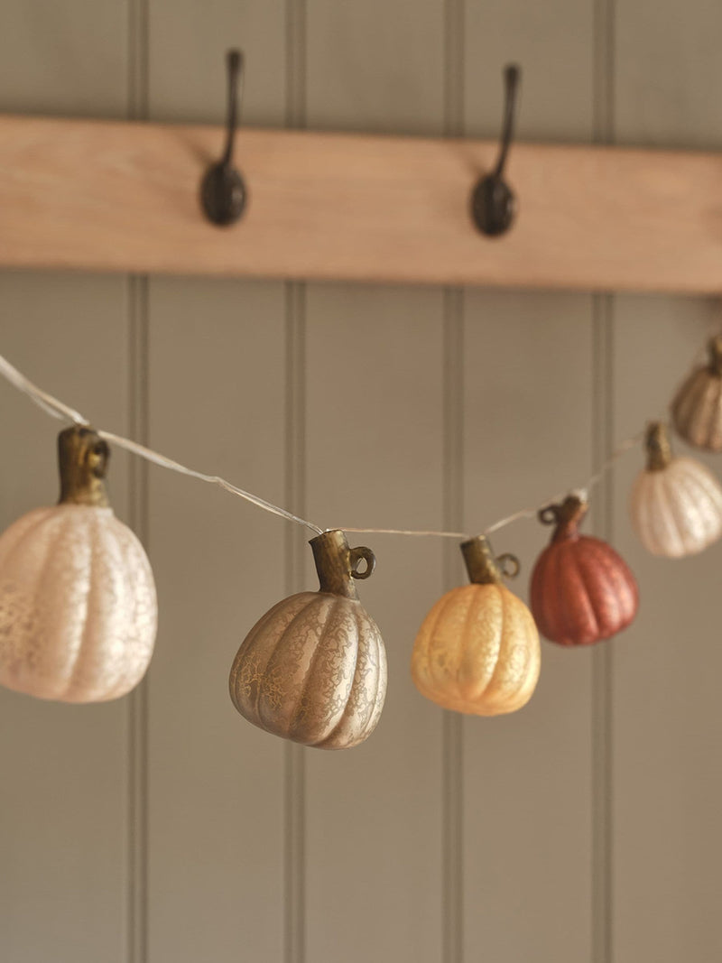 Lights4fun multicoloured 10 glass pumpkin LED string lights, UK version