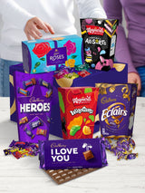 Cadbury „Ich liebe dich“ – Großer Schokoladen- und Süßigkeitenkorb zum Teilen
