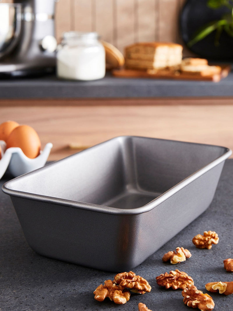 Morphy Richards baking tin set with muffin, cake, and loaf tins - British product