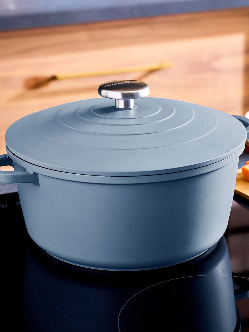 Morphy Richards blue cast aluminium casserole dish 24cm, imported from the UK