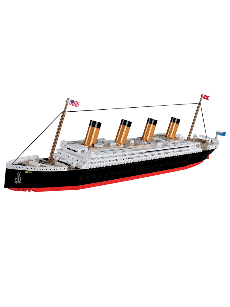 Cobi Titanic model 722 bricks 64cm, UK version