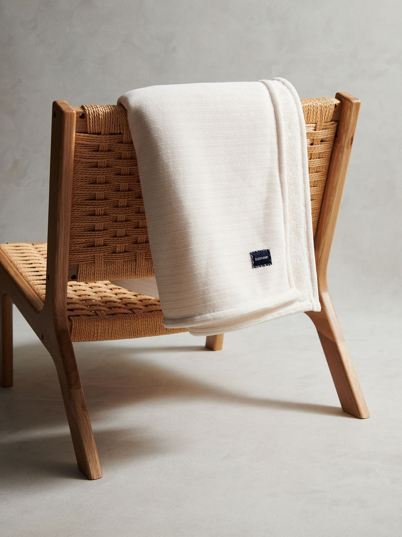 Duchamp White Smoke luxury fleece throw 130x170cm, UK version