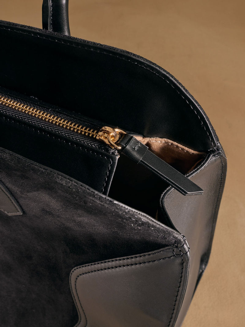 Russell & Bromley black leather Counter bowling bag - British product