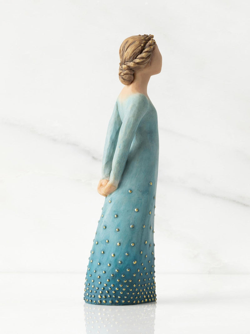 Willow Tree Radiance lighter skin figurine 19cm, imported from the UK