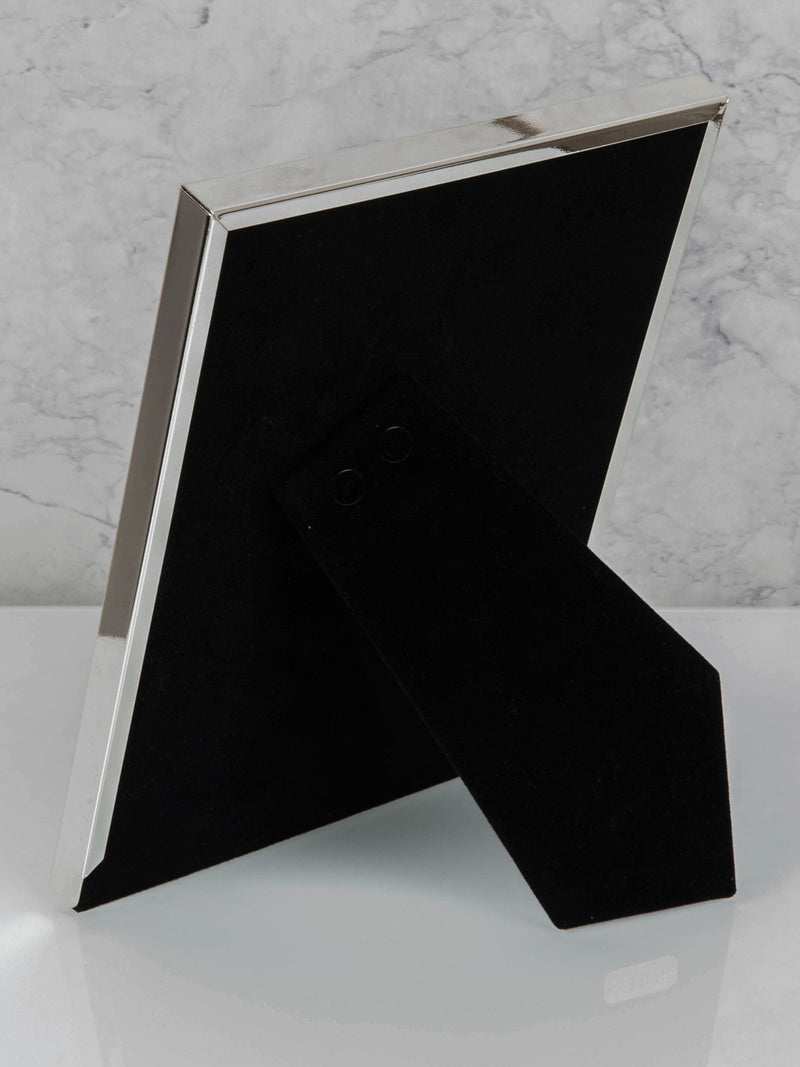 Widdop Silver silverplated rib edge frame, imported from the UK