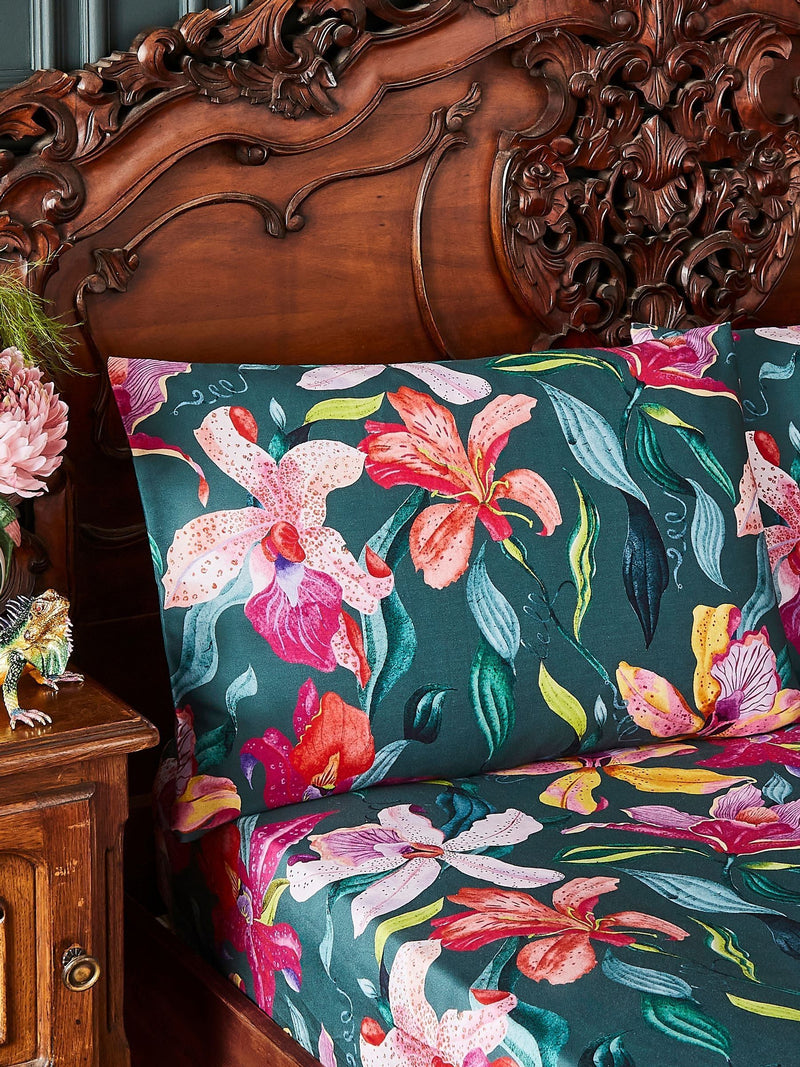 Joe Browns orchid print cotton sateen bedding (British brand)