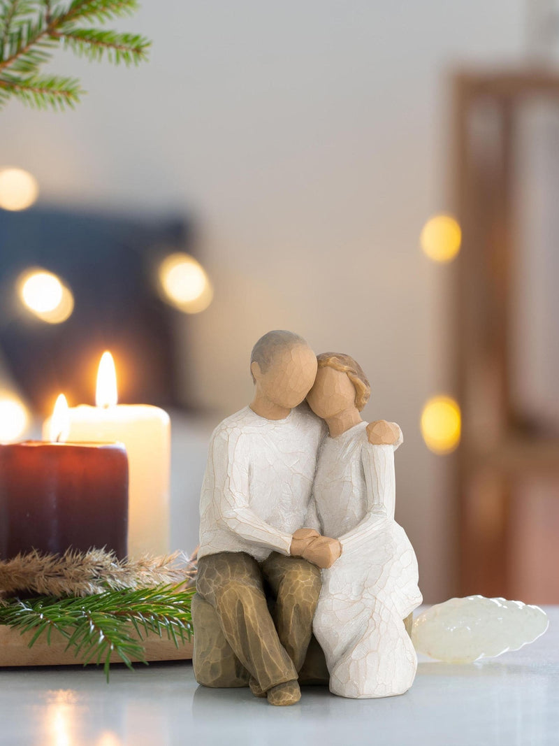 Willow Tree Off White anniversary figurine, UK version
