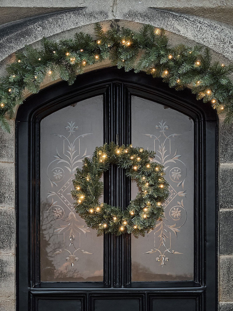 Lights4fun Pre Lit LED Outdoor Fir Garland 1.5m, UK version