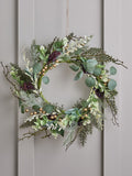 Lights4fun Christmas Golden Berry Wreath 40cm, UK version