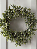 Lights4fun pre-lit mistletoe artificial Christmas wreath 50cm, UK version