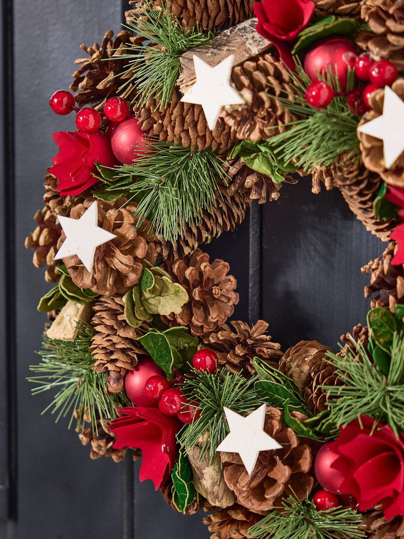 Dibor Stars and Roses winter wreath 35cm, UK version