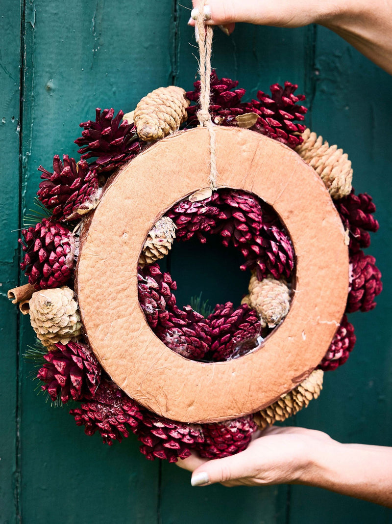 Dibor Cinnamon Stars wreath 30cm (British brand)