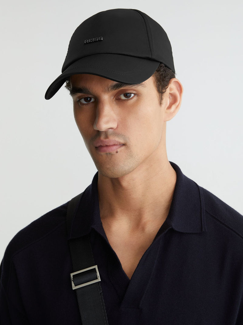 Reiss Black Emery technical baseball cap with adjustable strap (British brand)