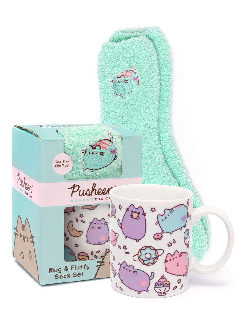 Vanilla Underground white Pusheen mug socks gift set, imported from the UK