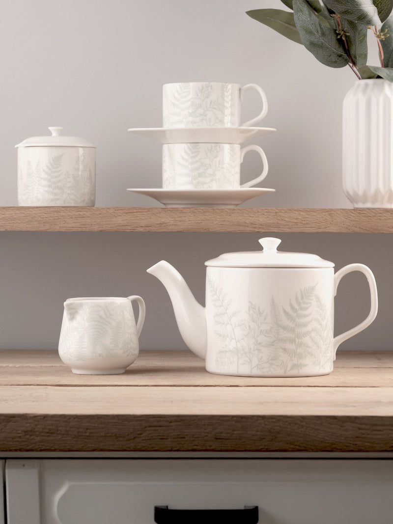 Mary Berry Green Botanical teapot 800ml, imported from the UK
