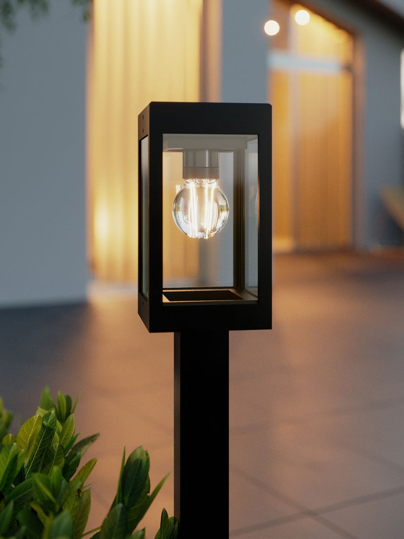 SolarCentre Banham warm white bollard light - British product