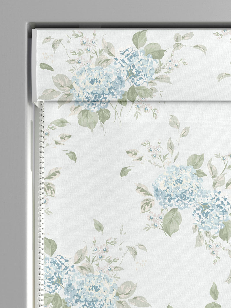 Shabby Chic blue hydrangea roman blind made to measure (British brand)