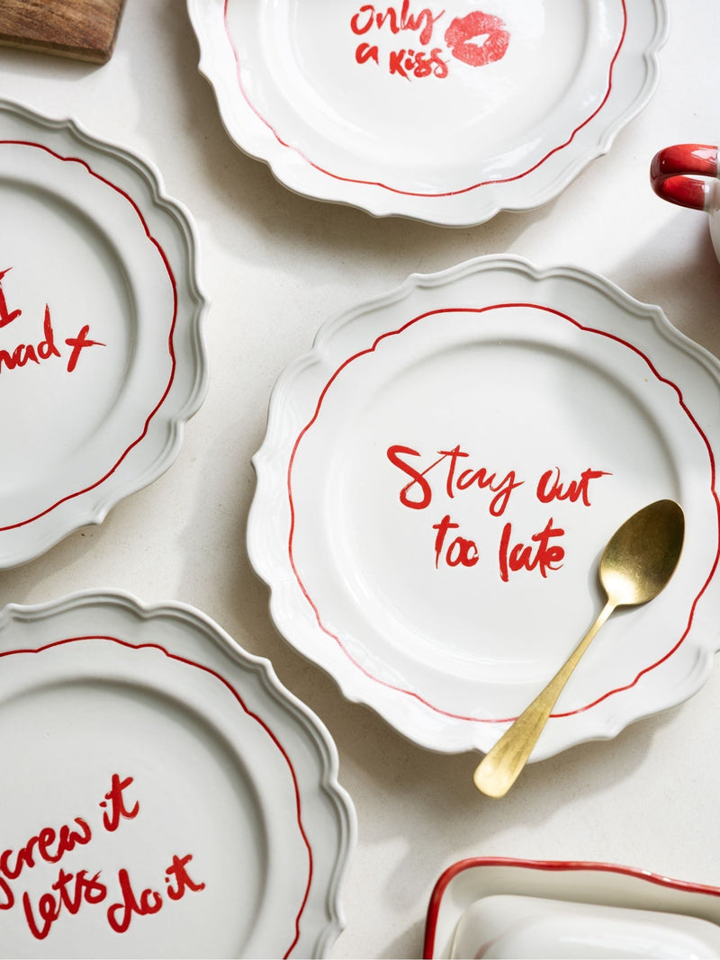 Rockett St George set of 4 red and cream lipstick side plates - British product