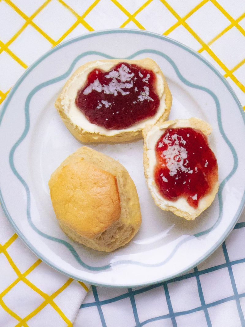 Cutter & Squidge Afternoon Tea at Home gift box - British product