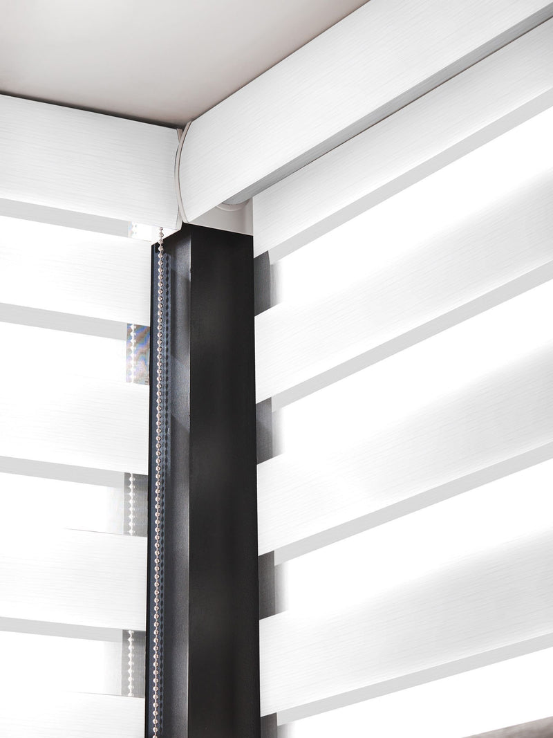 Mistral white day and night blind, UK version
