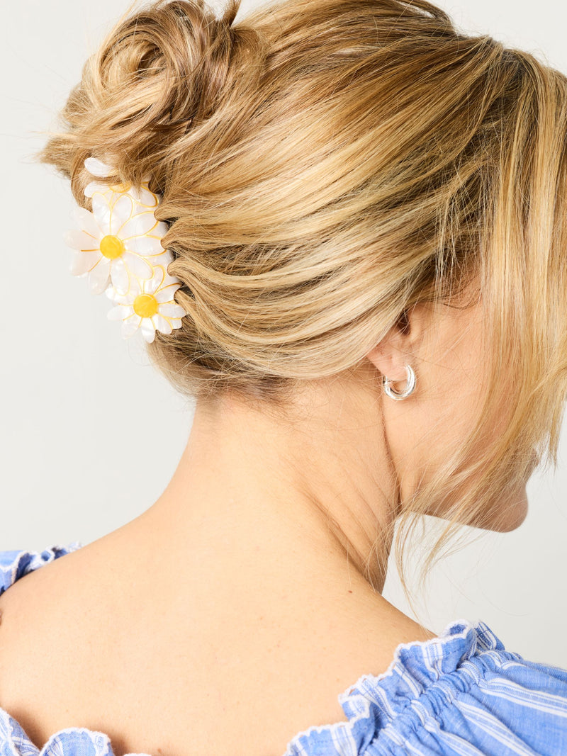 FatFace White Daisy Claw Clip made from resin (British brand)