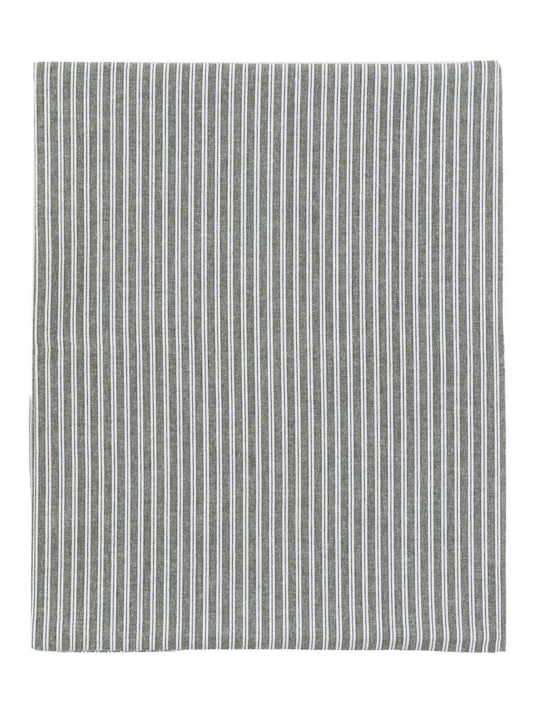 Gallery Home Green Woodland Festive Stripe Table 180cm