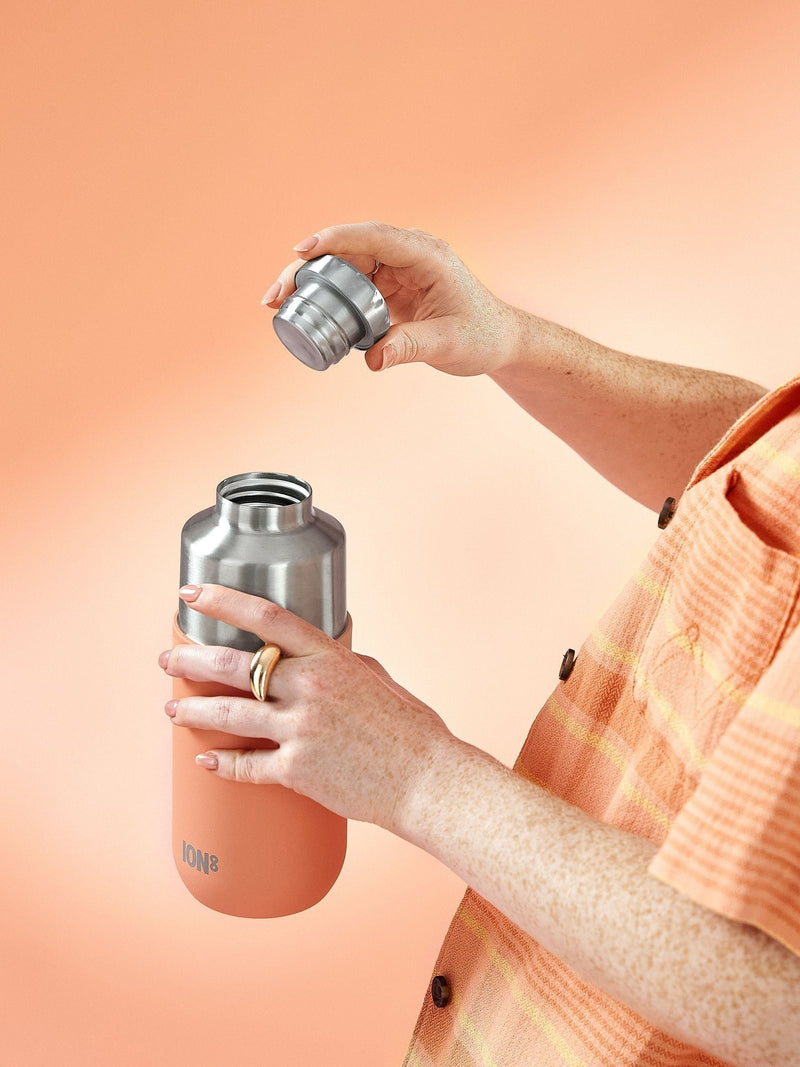Ion8 Coral vacuum insulated flask and mug set 700ml/300ml, UK version