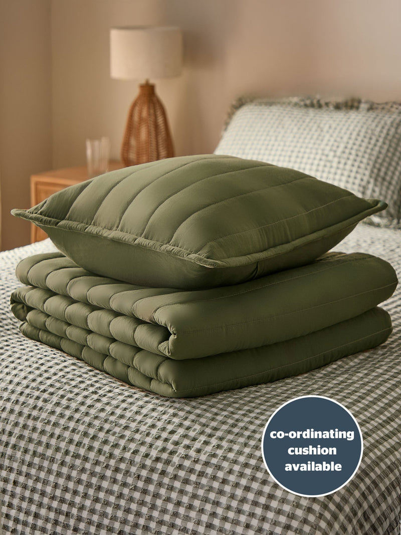 Silentnight green quilted bedspread 150x200cm (British brand)