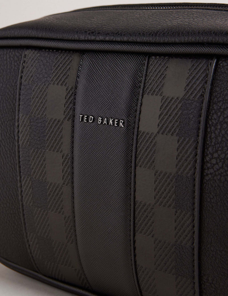 Ted Baker faux leather washbag with carry handle - British product