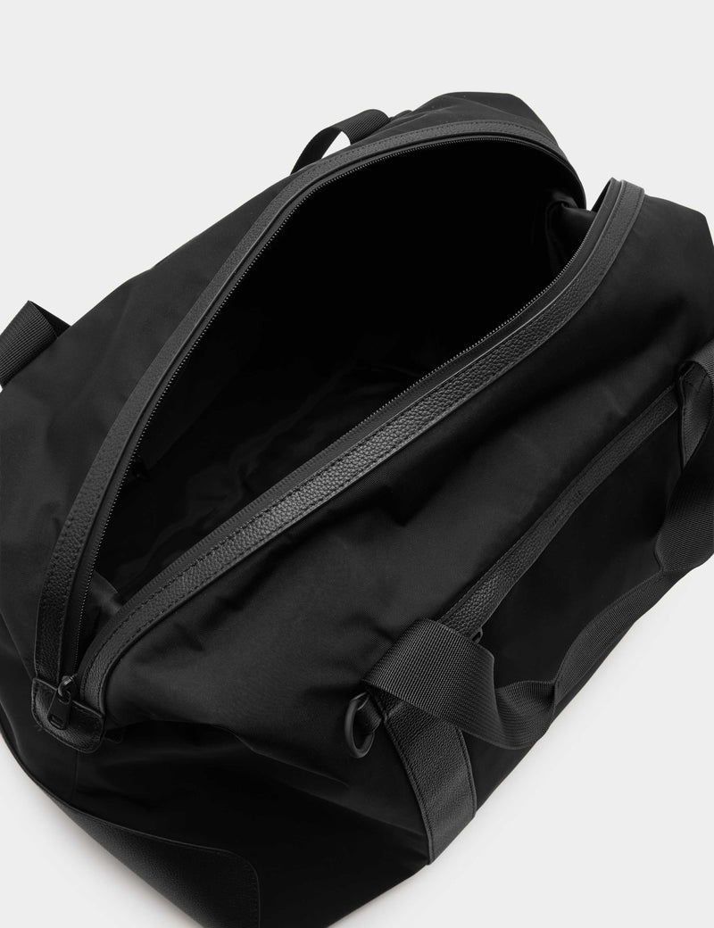 Autograph weekend bag with water-repellent finish, UK version