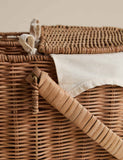 Wicker picnic hamper with wine holder - British product
