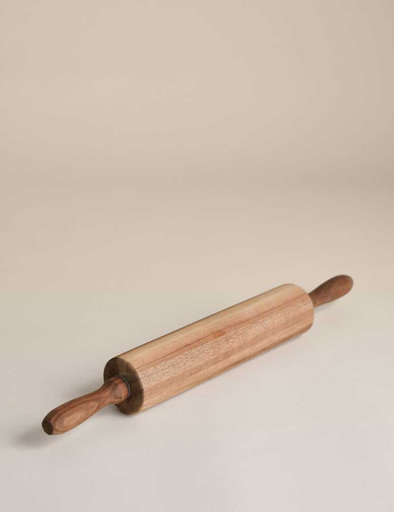 Wooden rolling pin 45 cm (British brand)
