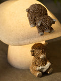 Outdoor solar light Hamish on toadstool resin - British product