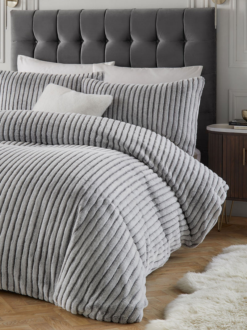 Paoletti Alpine Faux Fur Duvet Cover Set, imported from the UK