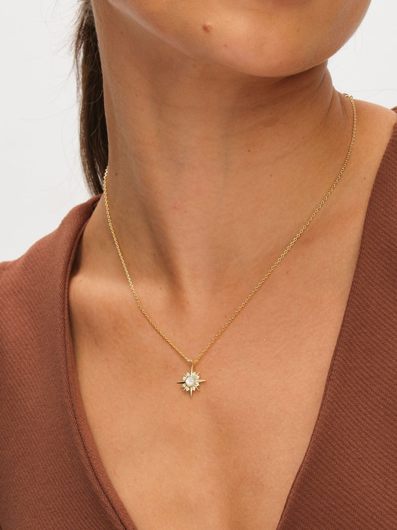 Inicio Gold Cubic Zirconia Star Set Gift Box, UK version