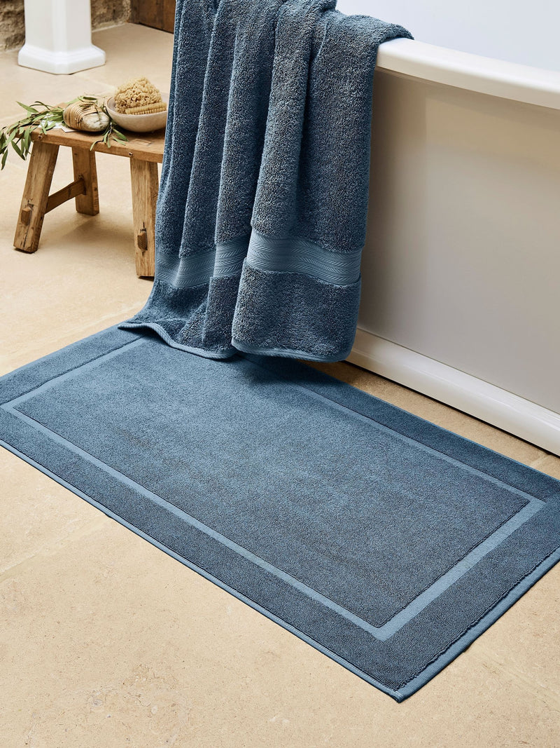 Christy Renaissance 100% cotton bath mat 52x90cm, imported from the UK