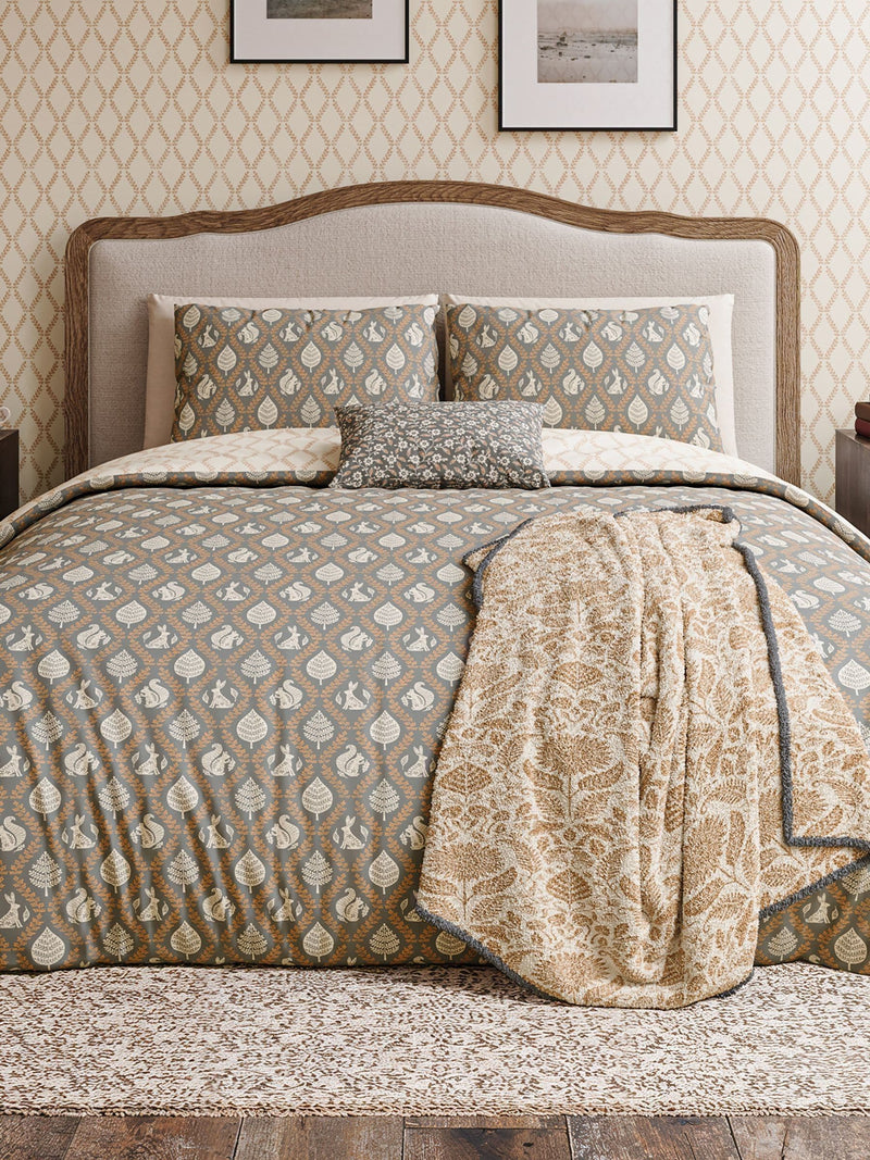 Helena Springfield Graphite Copper Woodland Trellis duvet set, UK version