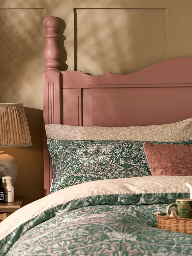 William Morris Honeysuckle and Tulip duvet cover set (British brand)