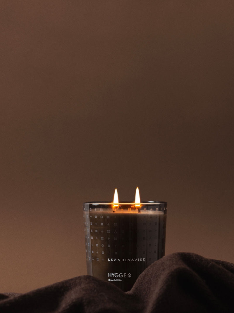 Skandinavisk Hygge 2-wick scented candle 350g, imported from the UK