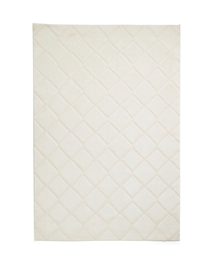 Catherine Lansfield cream cosy diamond washable rug, imported from the UK