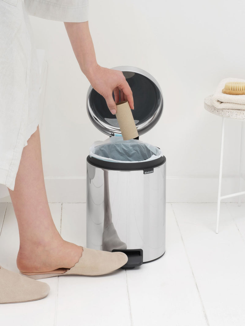 Brabantia Brilliant Steel NewIcon pedal bin 5L - British product