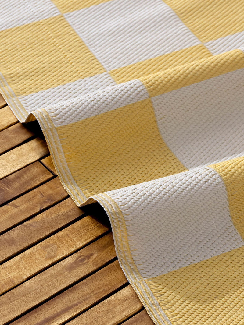 Furn outdoor rug yellow checkerboard 120x180cm (British brand)